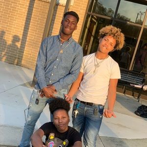 Meet your Posher, Deldrick